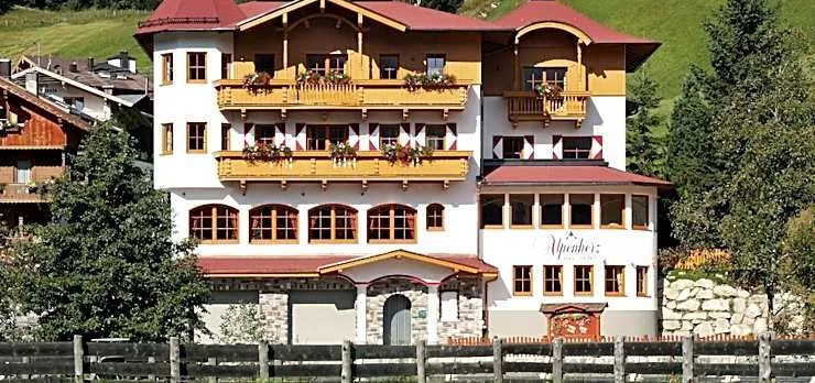 Alpenherz Hotel Garni