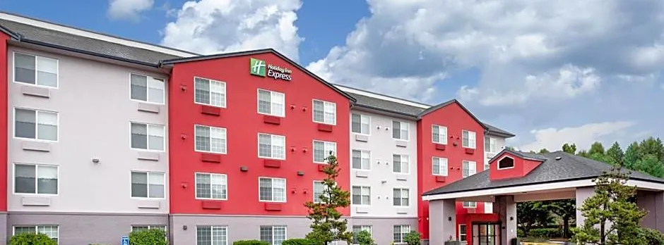 Holiday Inn Express and Suites Lincoln City By IHG