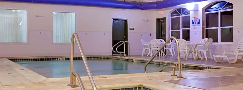 Country Inn & Suites by Radisson, Brockton (Boston), MA