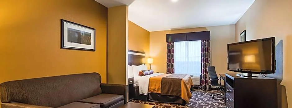 Best Western Plus Kenedy Inn