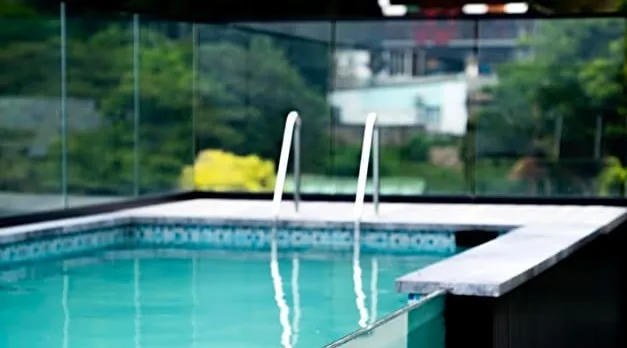 Zar Hotel