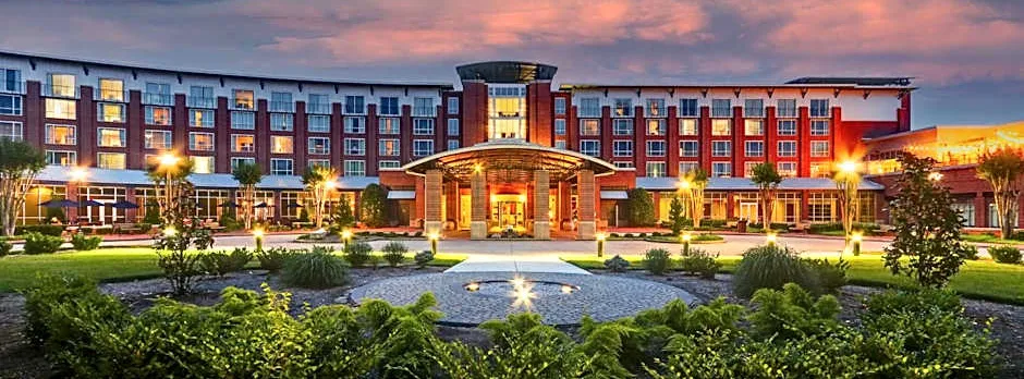 The Chattanoogan Hotel, Curio Collection By Hilton