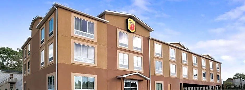 Super 8 by Wyndham Hershey Chocolate Avenue