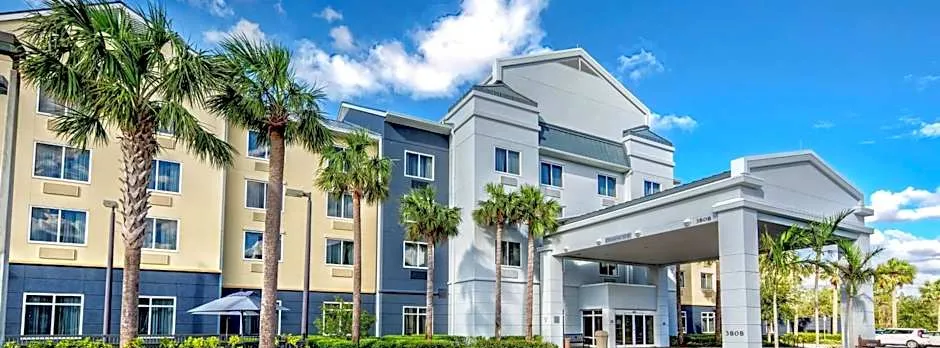 Fairfield Inn & Suites by Marriott Naples