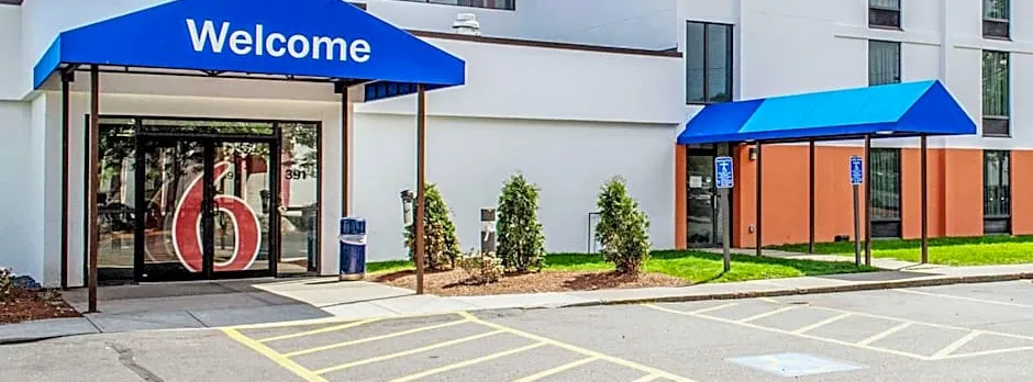 Motel 6-Brockton, MA