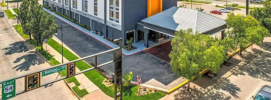 Wyndham Garden Wichita Downtown