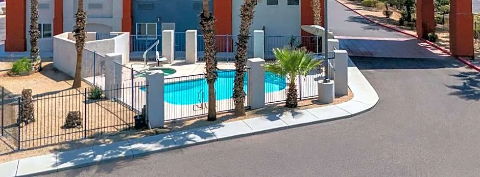 Days Inn by Wyndham Phoenix West