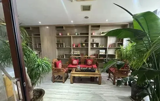 Captain Chain Hotel (Daixian Selected)