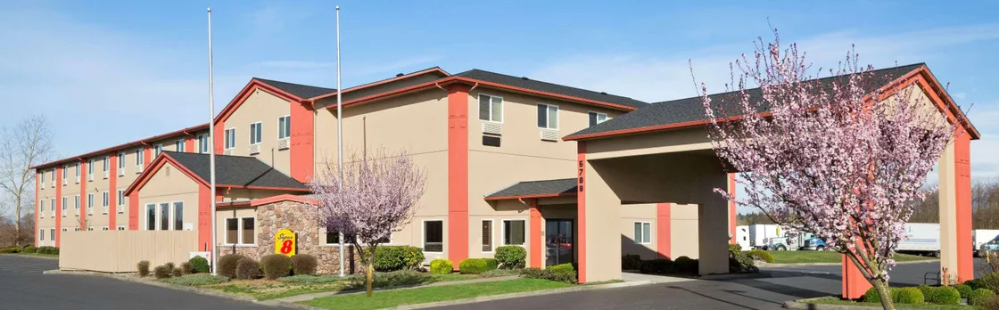 Super 8 By Wyndham Bellingham Airport/Ferndale