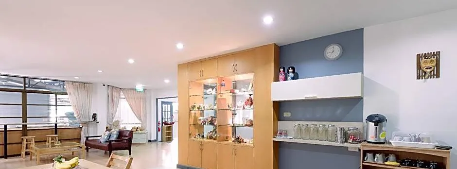 BaanSu Hostel