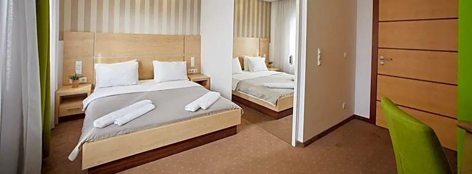 Hotel Laurus near Tuzla Airport