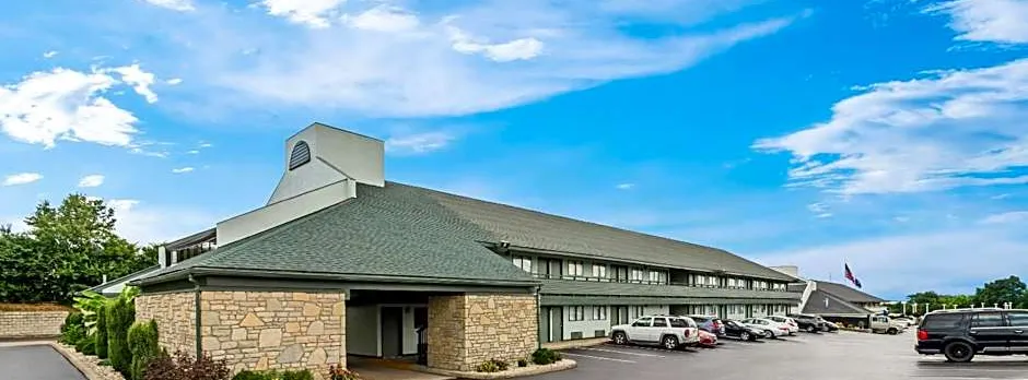 HomeTowne Studios Florence, KY-Cincinnati Airport