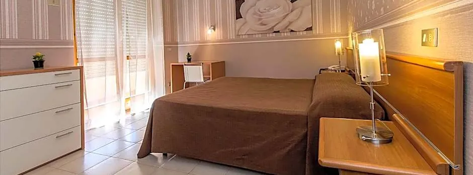 Hotel Residence Ulivi E Palme