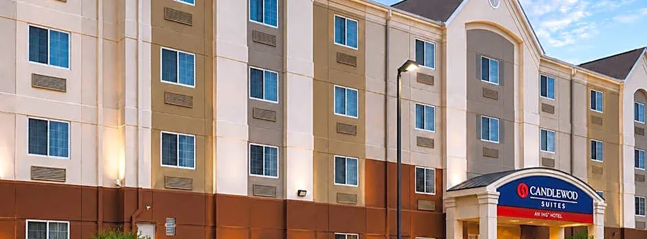 Candlewood Suites Pearl By IHG