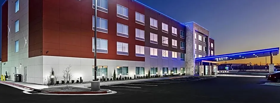 Holiday Inn Express And Suites Tulsa Northeast - Owasso By IHG