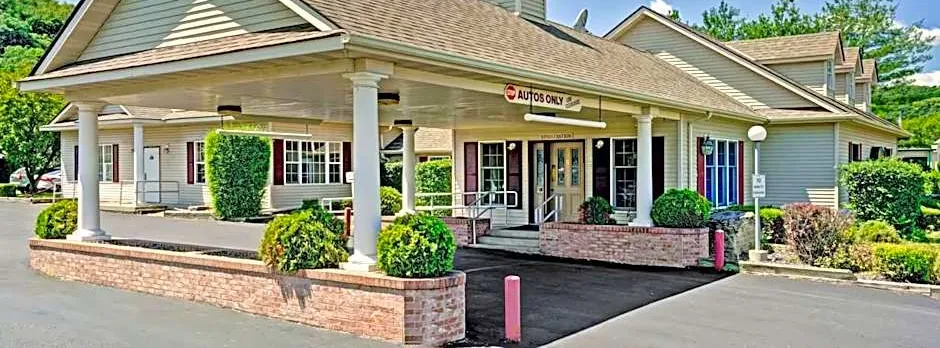 Travelodge by Wyndham Red Wing