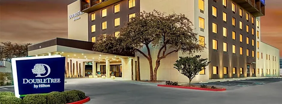 DoubleTree by Hilton Lubbock - University Area