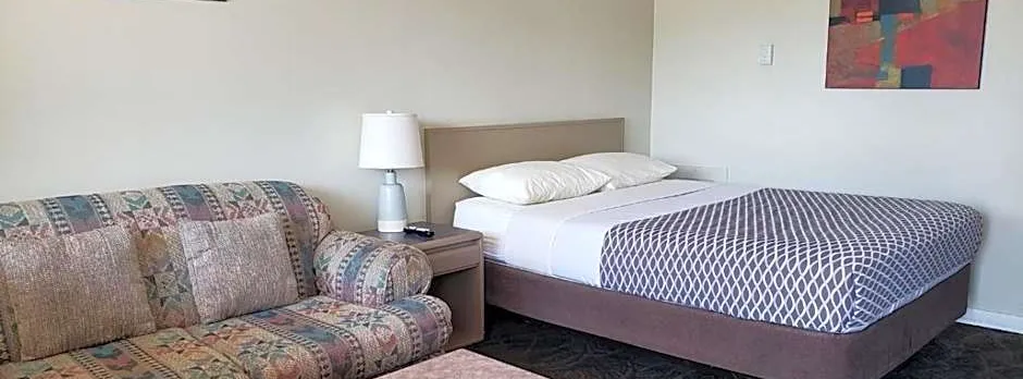 Lamplighter Inn