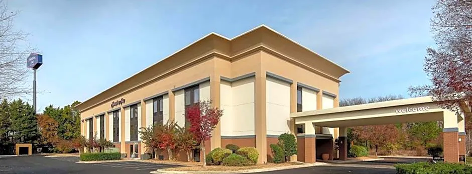 Hampton Inn Commerce