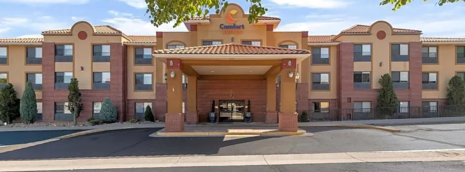 Comfort Suites Lakewood - Denver