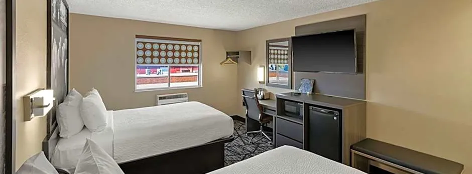 Super 8 by Wyndham Charlottesville