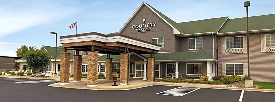 Country Inn & Suites by Radisson, Willmar, MN