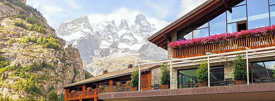 Grand Hotel Courmayeur Mont Blanc, by R Collection Hotels