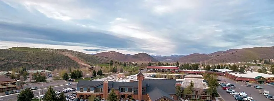 DoubleTree by Hilton Park City - The Yarrow