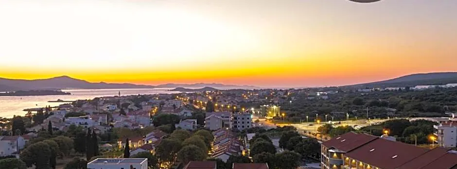 Molum Hotel & Residences