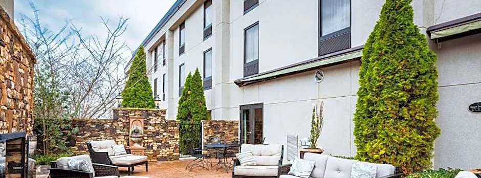 Hampton Inn Madison Huntsville Airport