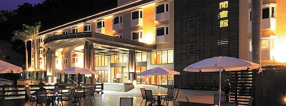 Hoya Hot Springs Resort & Spa