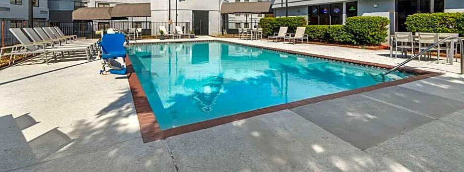 Country Inn & Suites by Radisson, Atlanta Airport South, GA