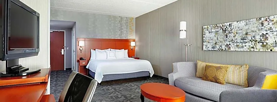 Courtyard by Marriott Phoenix North/Happy Valley