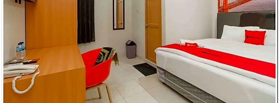 RedDoorz near JIEXPO Kemayoran 2