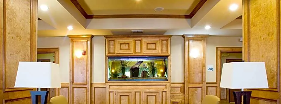 Holiday Inn Express Hotel and Suites Kingsville By IHG