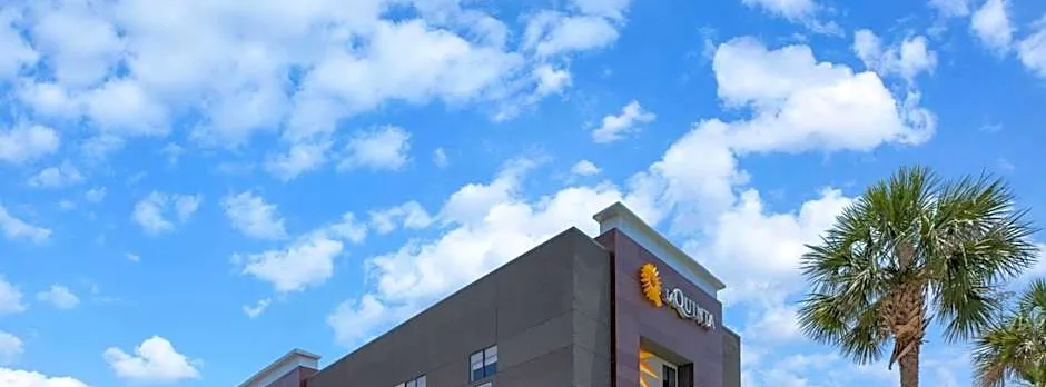 La Quinta Inn & Suites by Wyndham Houston NW Brookhollow