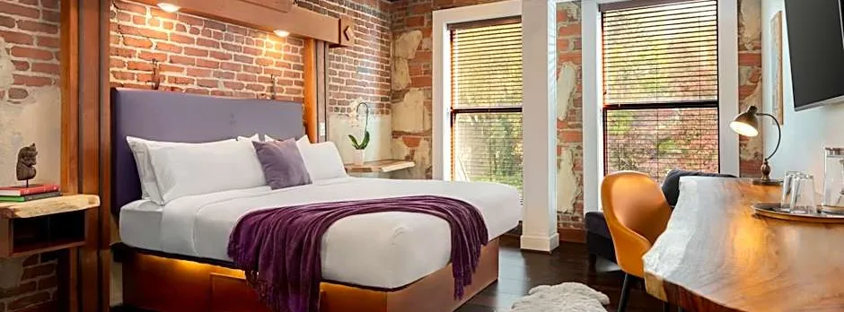 The Horton Hotel