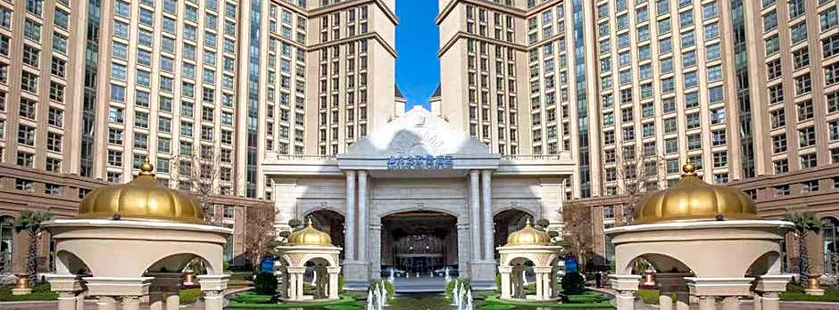 Ocean Flower Island castle hotel