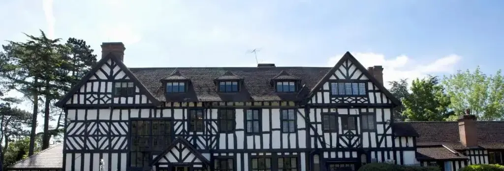 The Manor Elstree