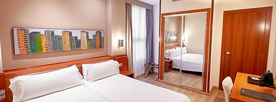 Hotel Garbi Millenni