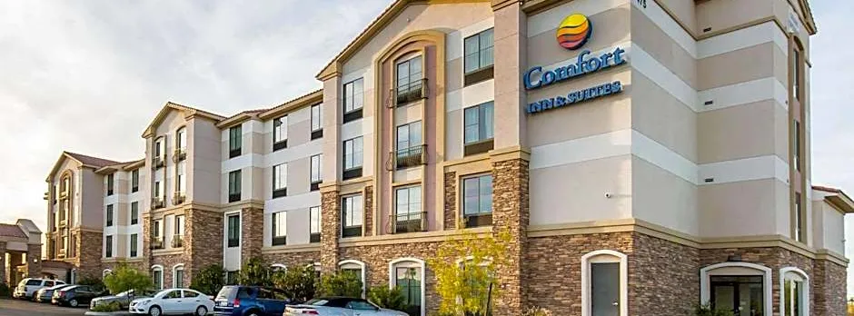 Comfort Inn & Suites Henderson - Las Vegas