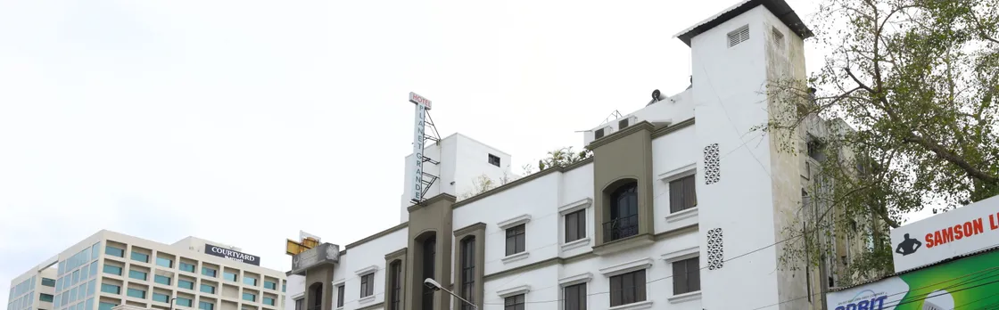OYO Flagship 470 US Consulate