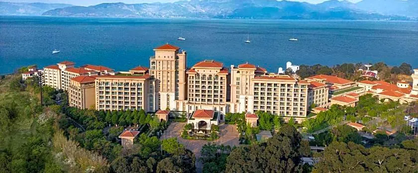 Hilton Yuxi Fuxian Lake Resort