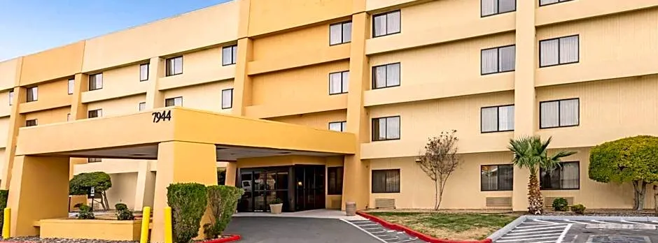 La Quinta Inn & Suites by Wyndham El Paso East