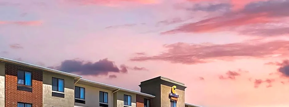 Comfort Suites Merrillville Near US 30