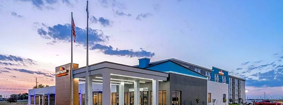 Hawthorn Extended Stay by Wyndham Wichita Airport