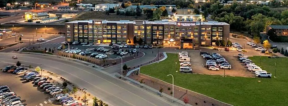 Best Western Plus Fillmore Inn & Suites