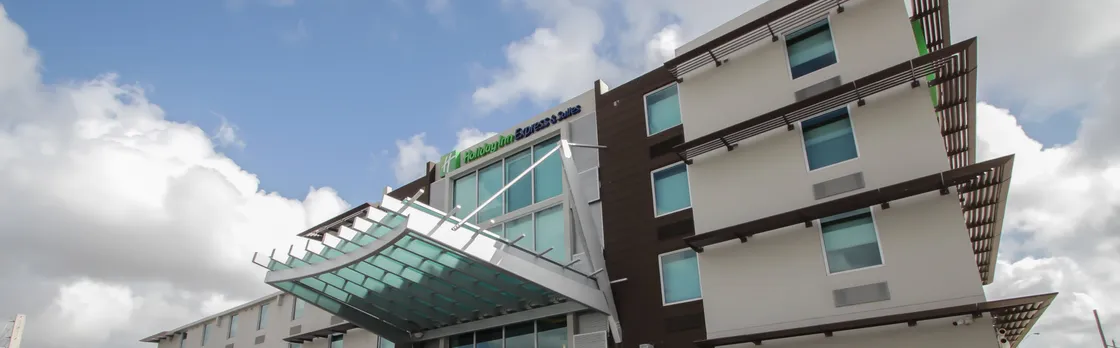 Holiday Inn Exp Stes Airport East