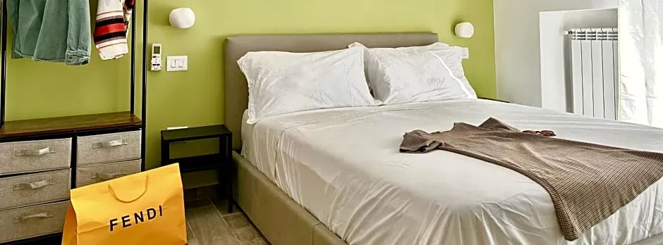 Room Center Sorrento Baby