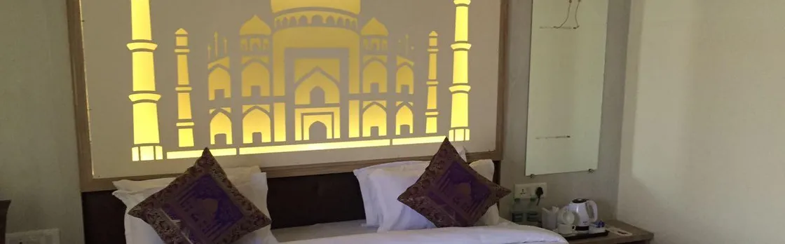Dwivedi Hotels Sri Omkar Palace